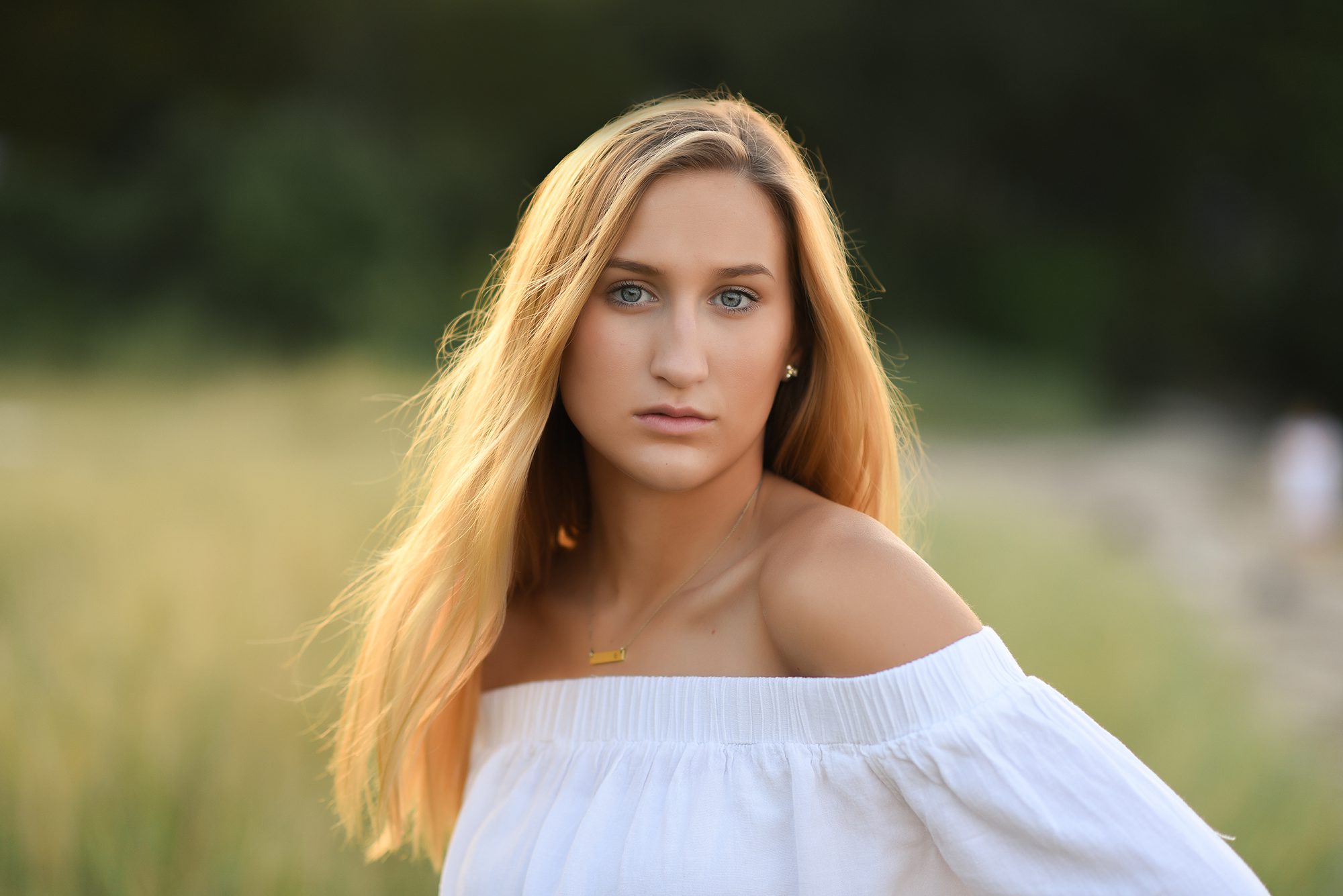 Senior pictures at Sandy Point Beach in Portsmouth, Rhode Island