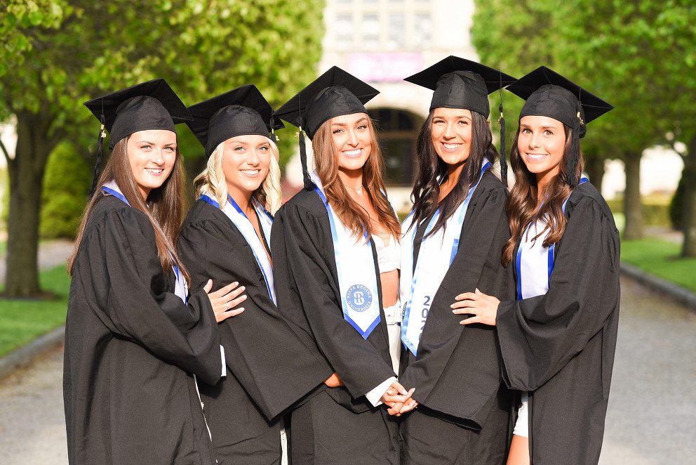 Graduation Session Salve Regina University » Newport Portrait